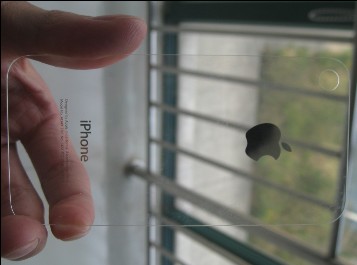 iPhone后盖网印效果 采用欧莱特OS-300FV平面吸气网印机/丝印机