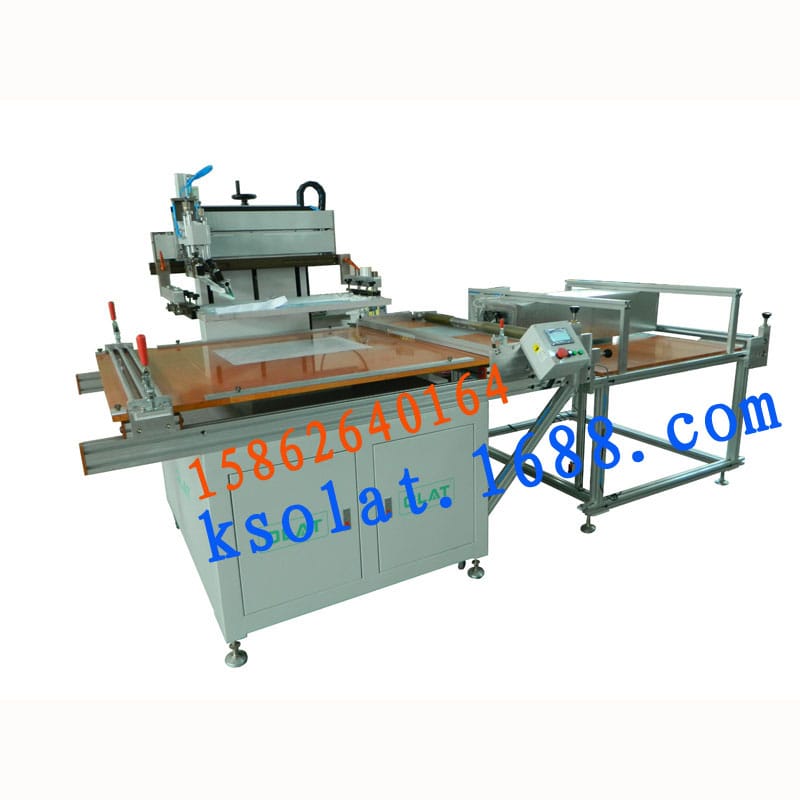 Automatic printing machine printing cloth with baking
